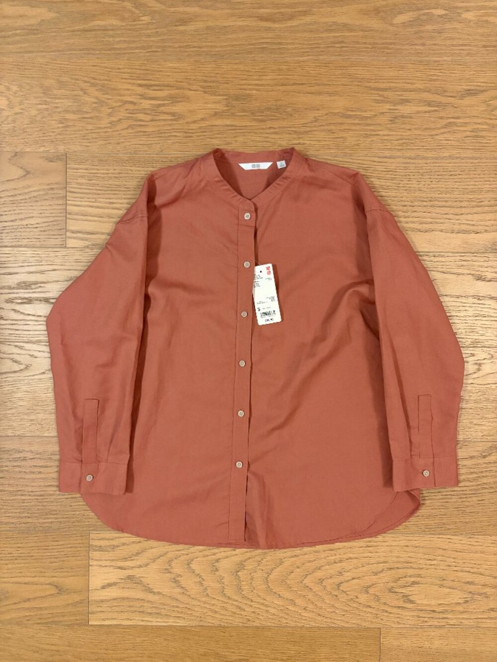 Uniqlo Band Collar 3/4 Sleeve Shirt
